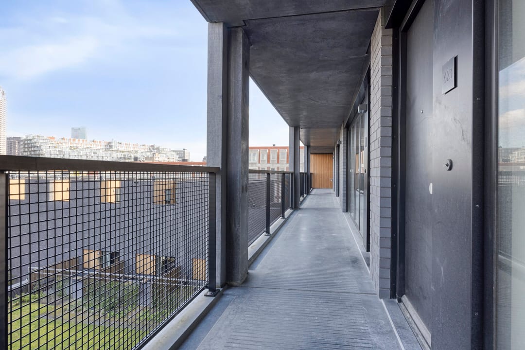 Foto 7 van Maashaven N.z. 623