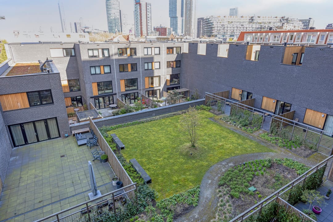 Foto 28 van Maashaven N.z. 623