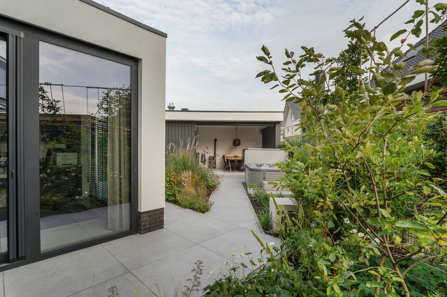 Foto 29 van Hubert van Schonauwenlaan 4