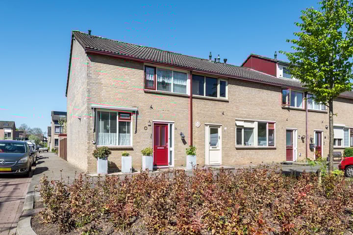 Foto 3 van Stokebrand 72