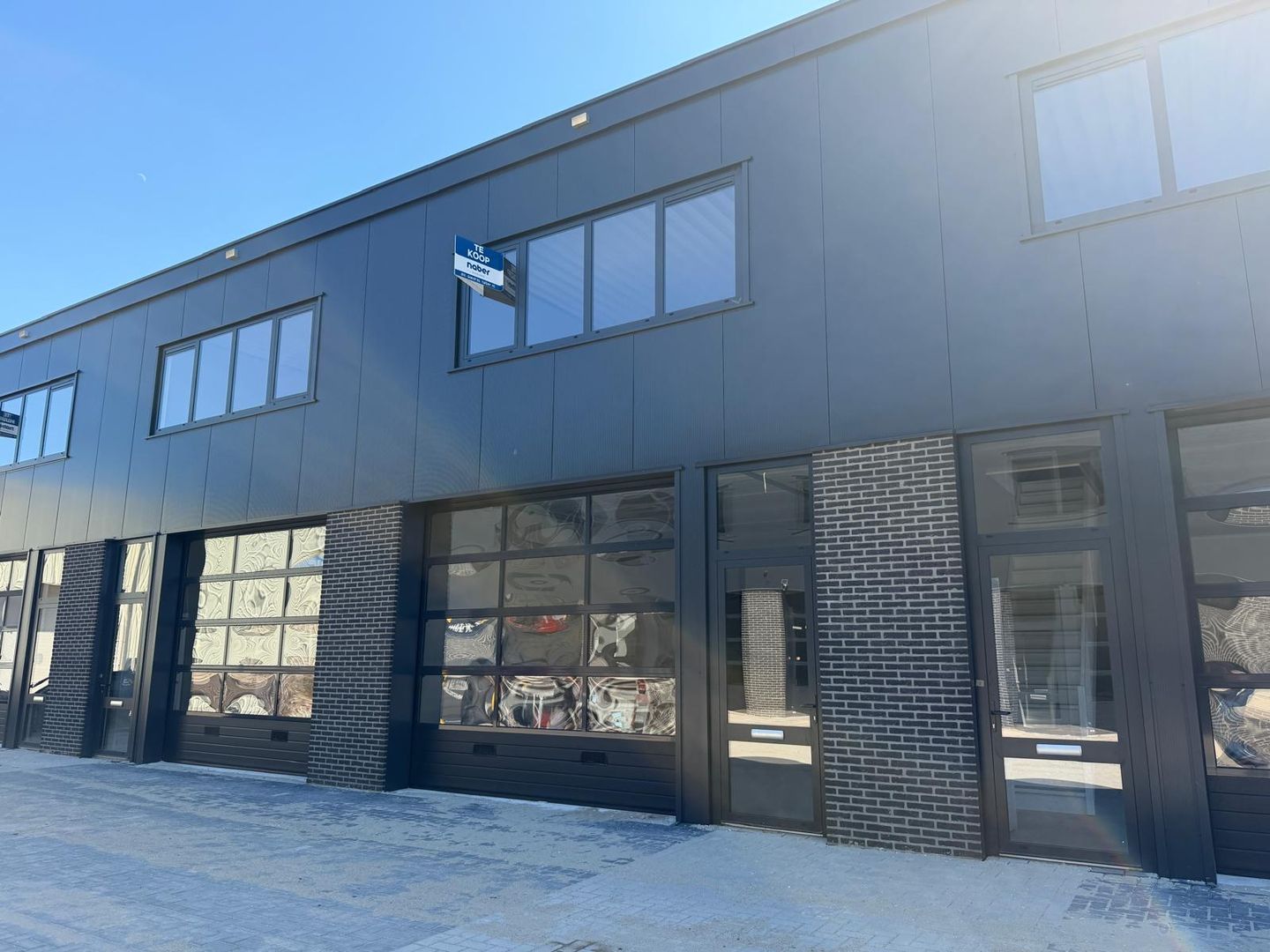 View photo 1 of Laurent Janssensstraat 106-12