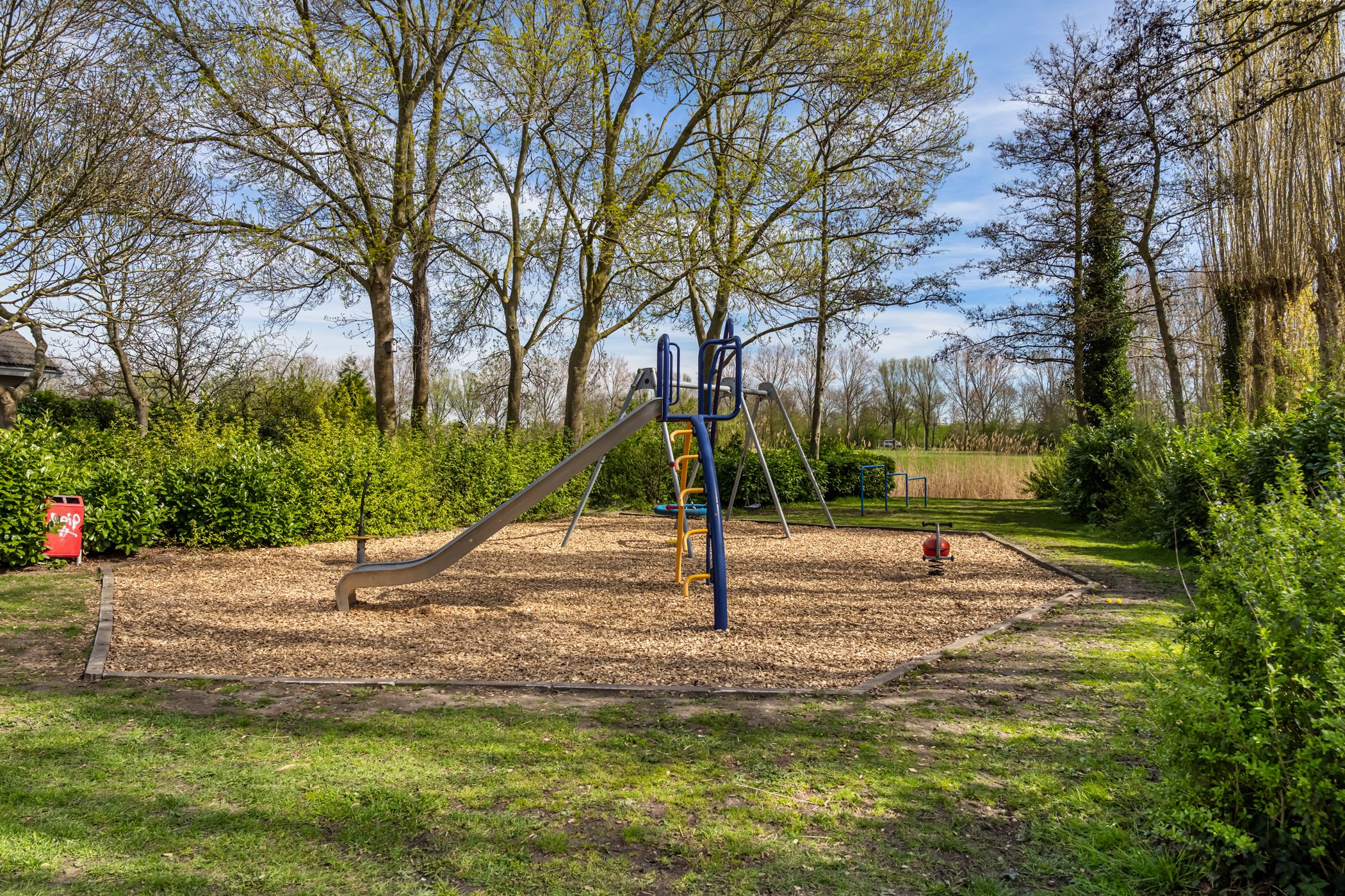 Photo 51 of Rietdekker 25