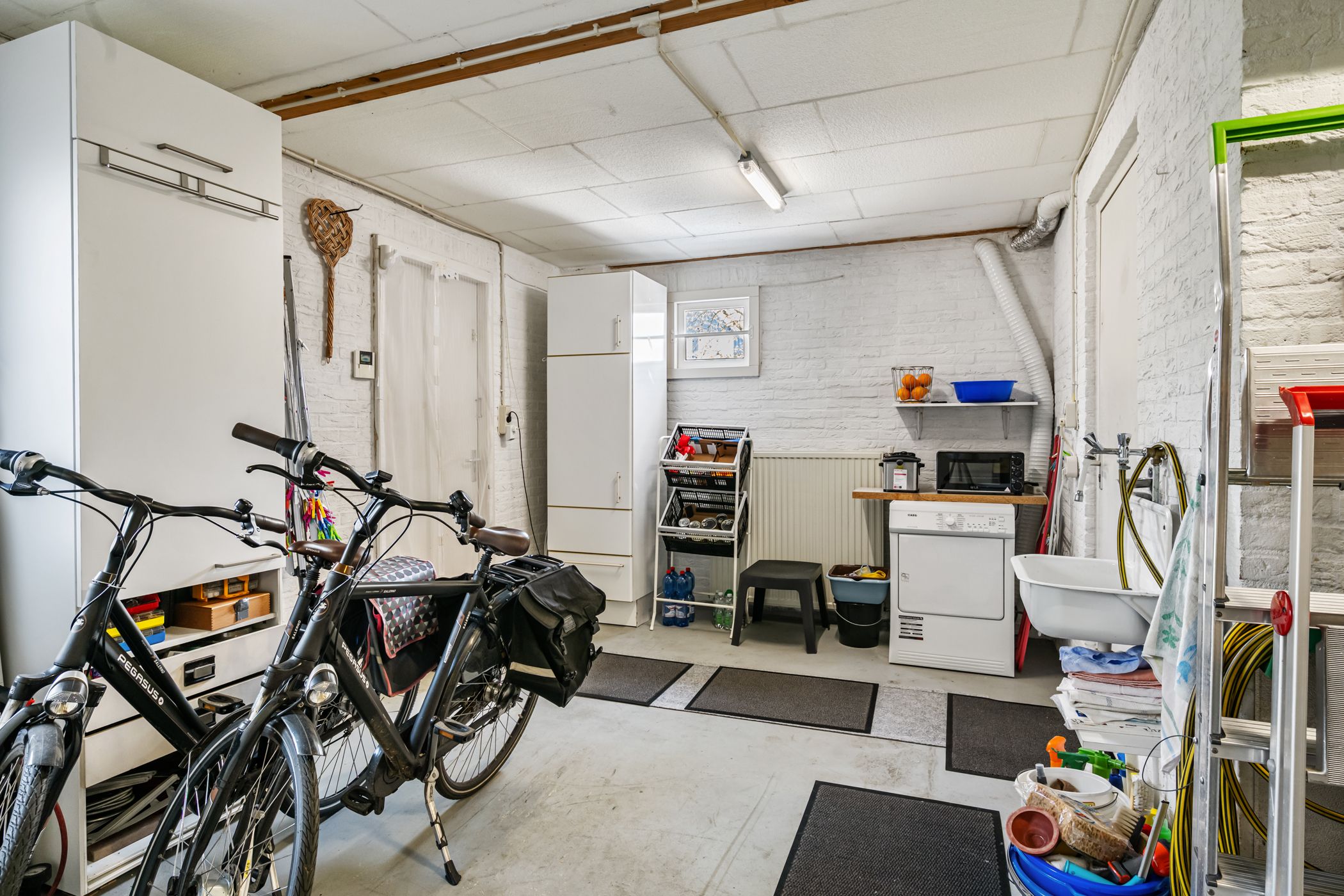 Photo 21 of Rietdekker 25