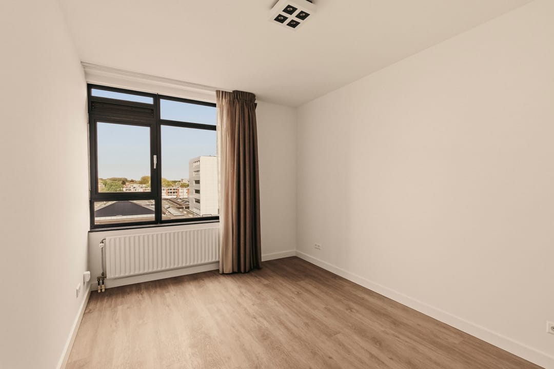 Photo 16 of Van Leijenberghlaan 198