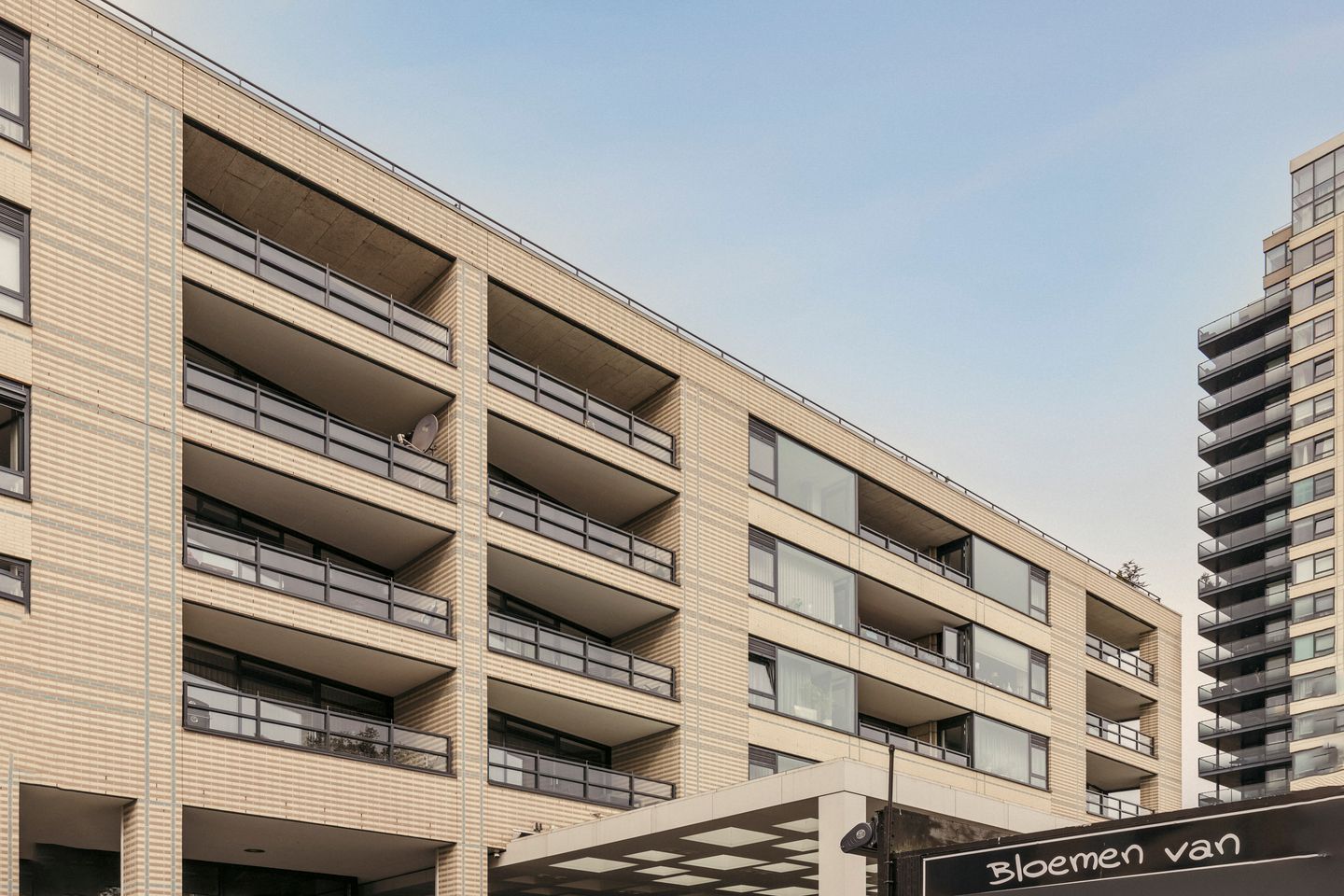 Photo 29 of Van Leijenberghlaan 198