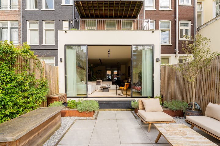 Photo 3 of De Wittenstraat 49-H