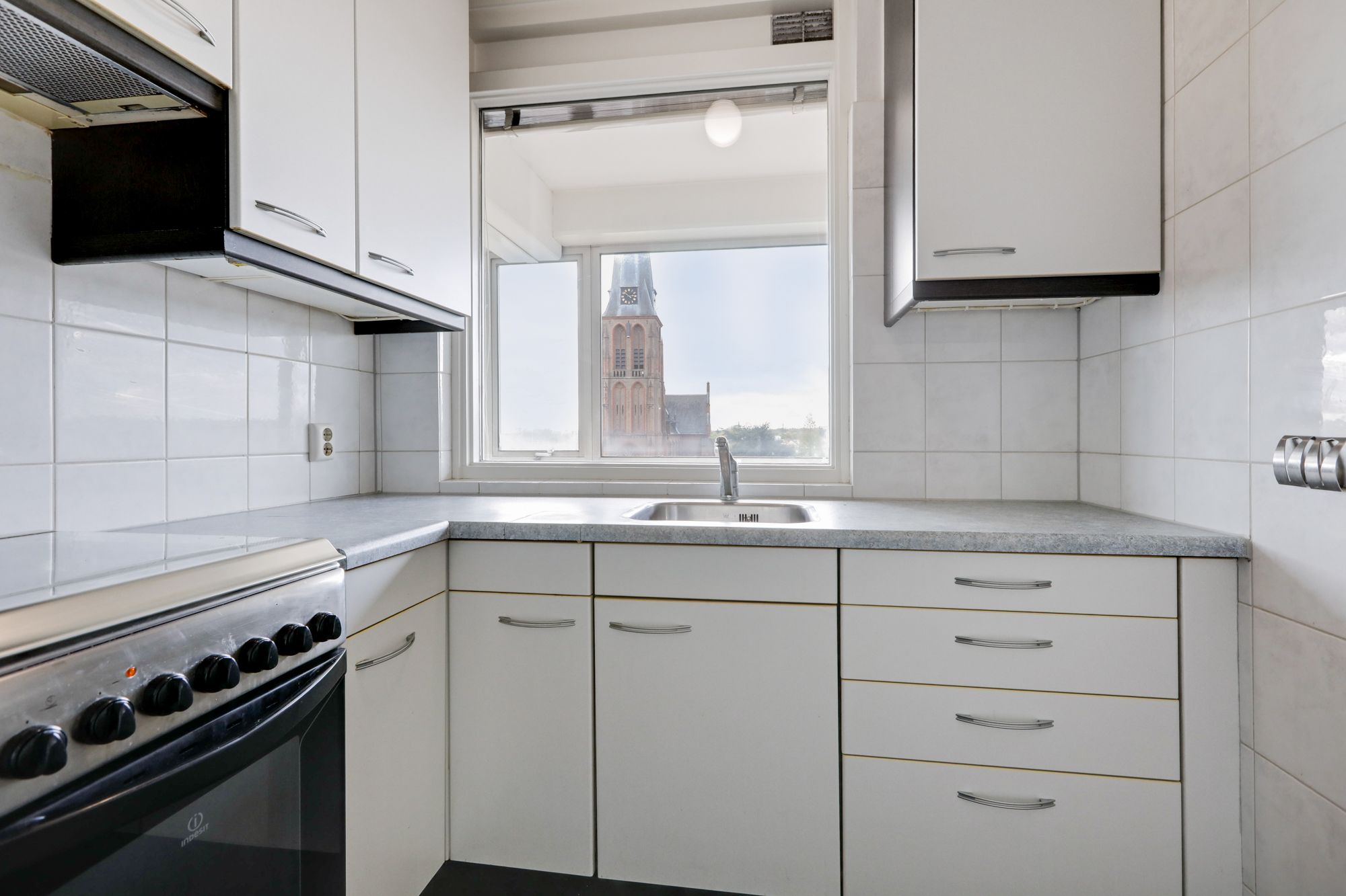 Foto 12 van Den Heuvel 182