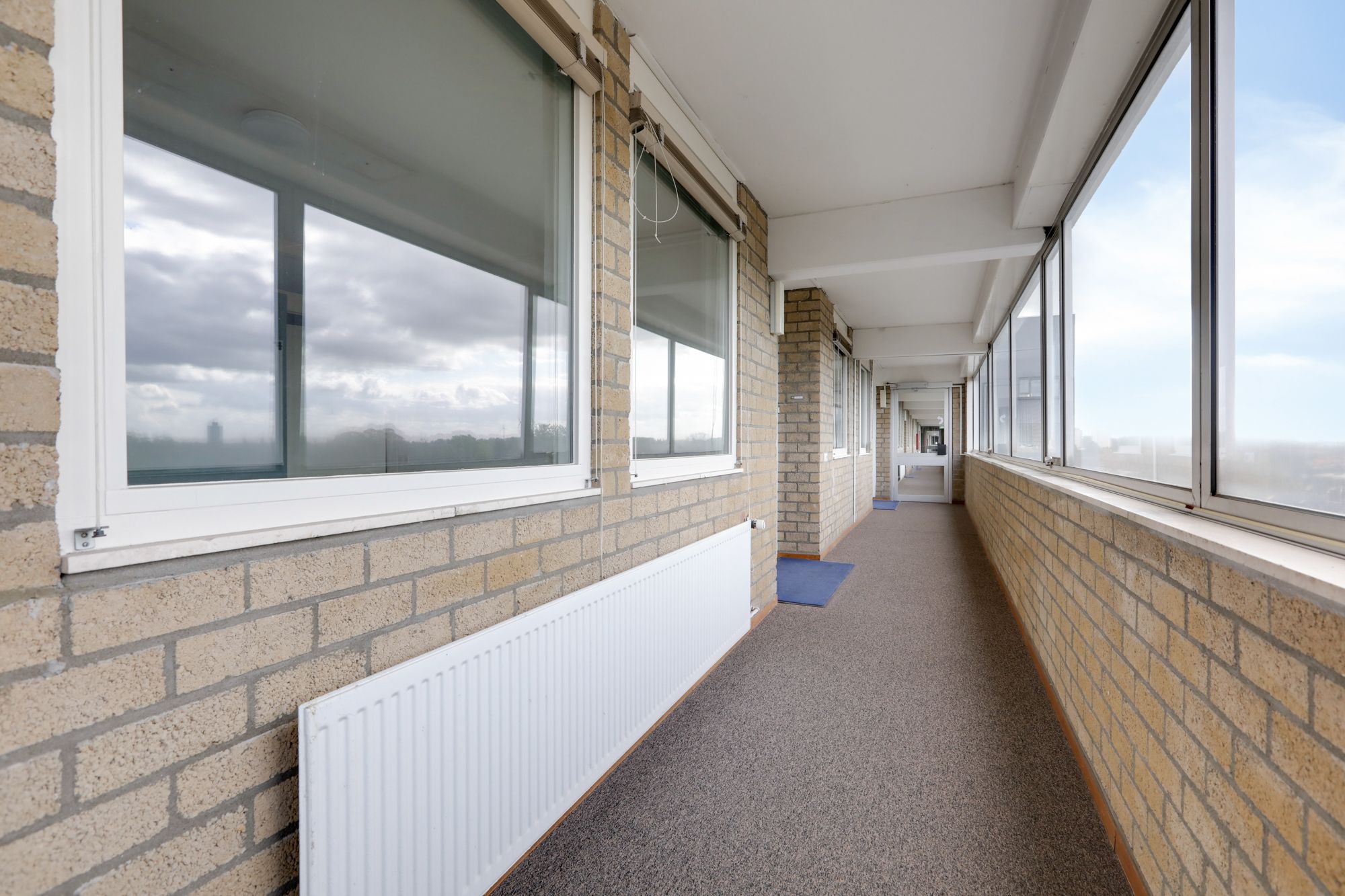 Foto 18 van Den Heuvel 182