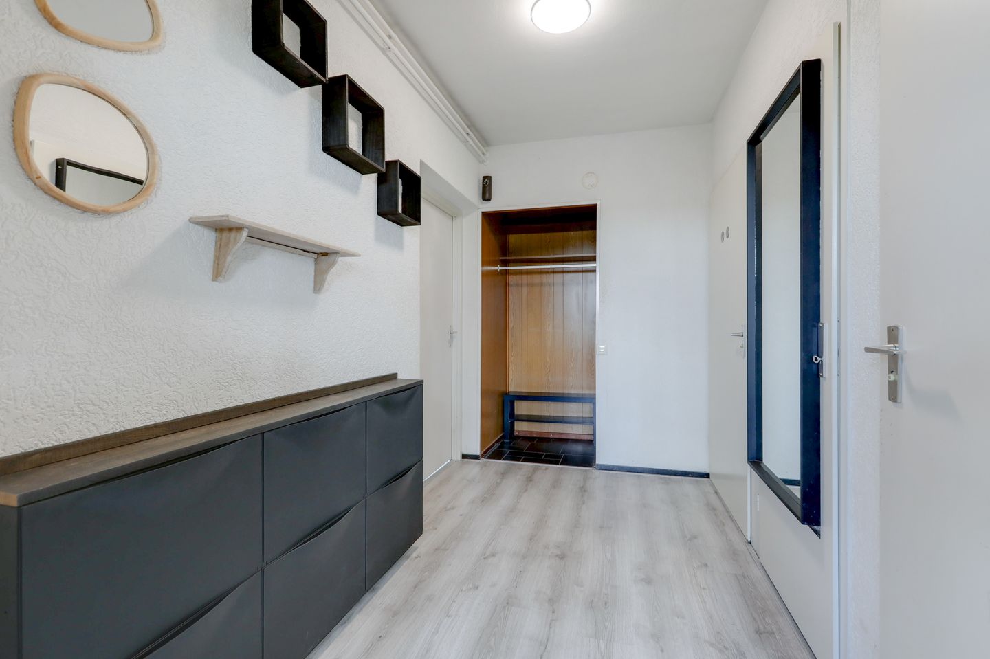 Foto 5 van Den Heuvel 182