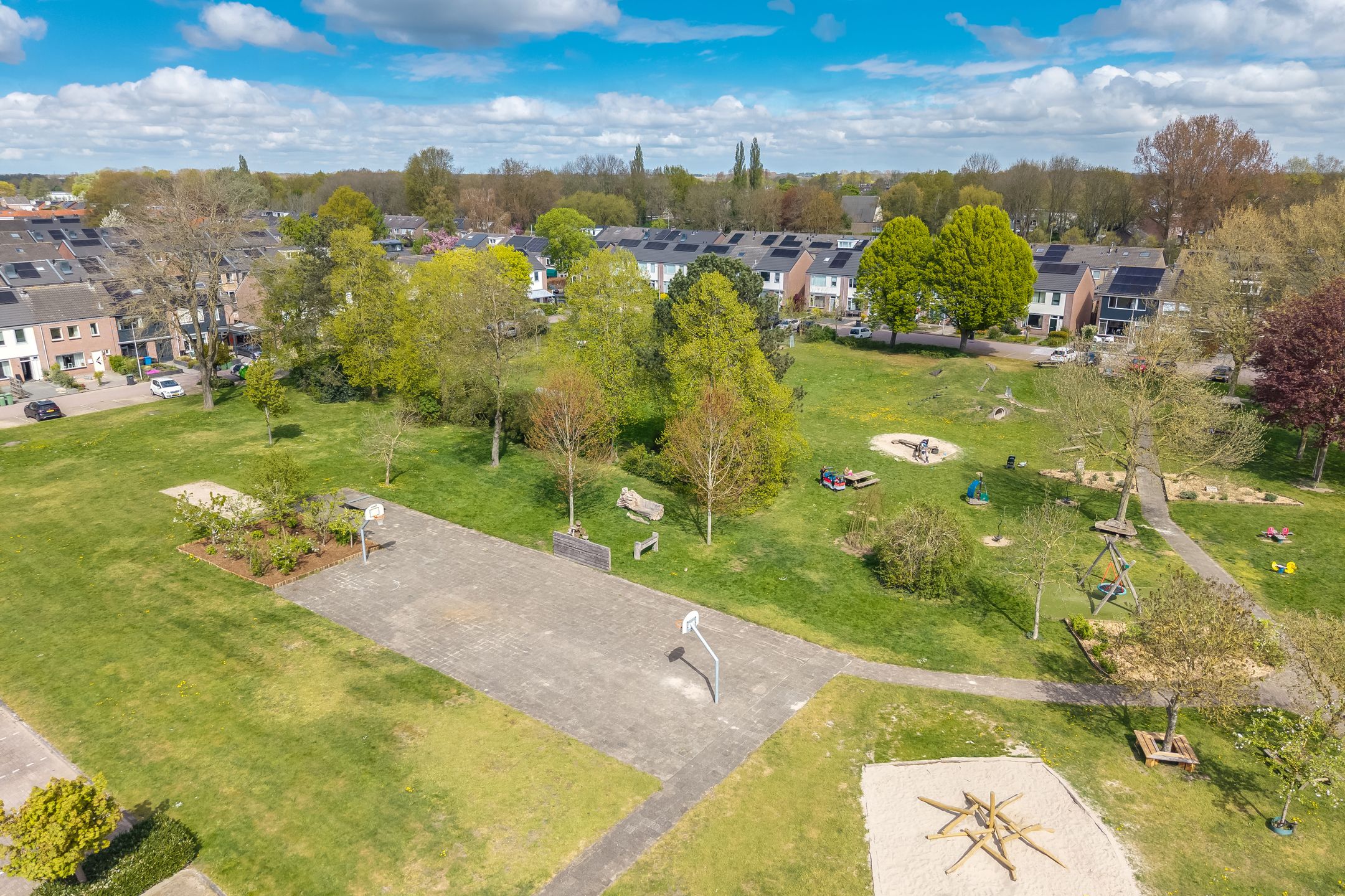 Foto 48 van Dr HAW van der Vechtlaan 88