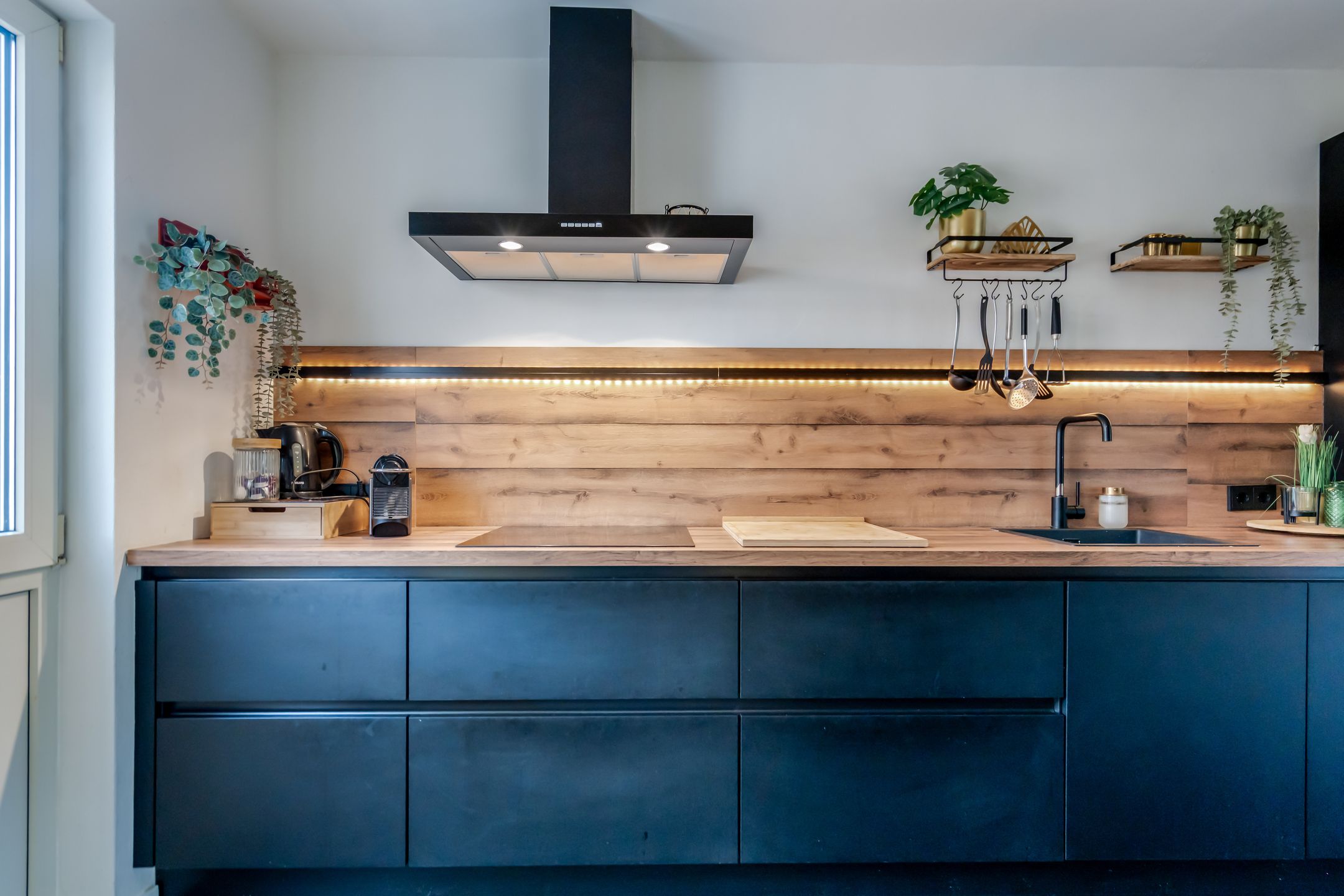 Foto 9 van Dr HAW van der Vechtlaan 88