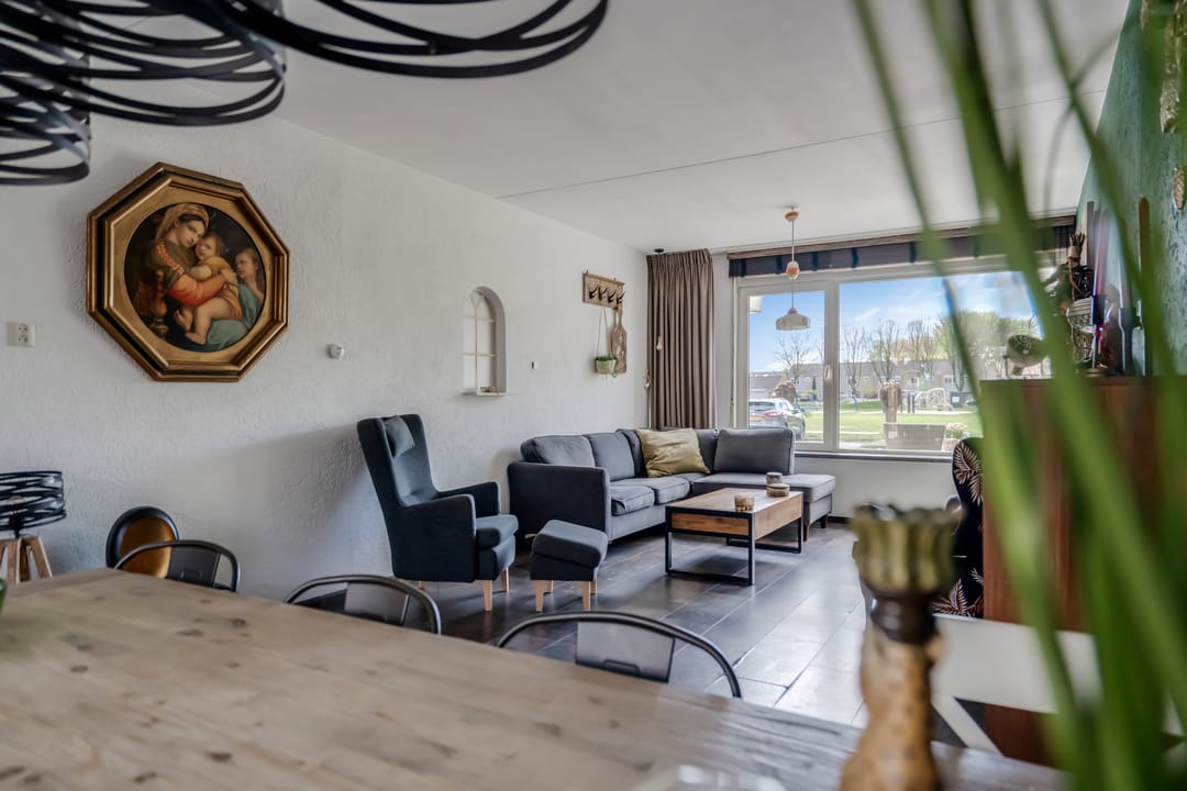 Foto 11 van Dr HAW van der Vechtlaan 88