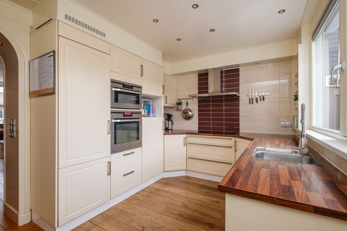 Foto 5 van Van Ommenstraat 22