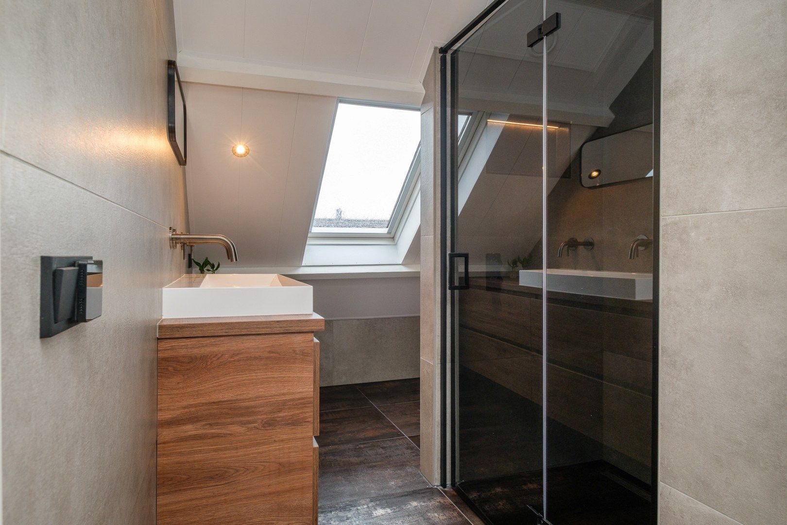 Foto 6 van Van Ommenstraat 22