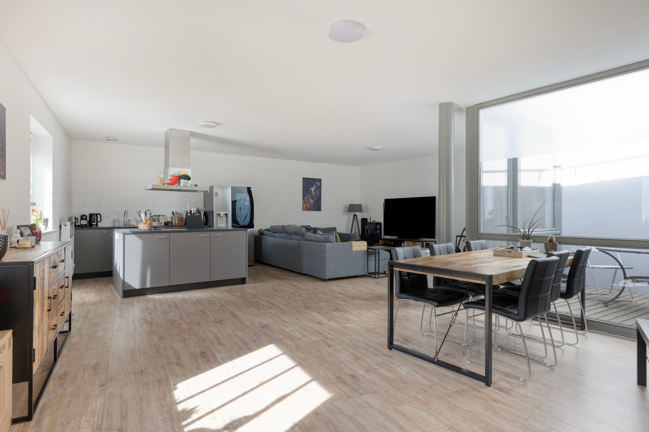 Photo 6 of Floreffestraat 11-H