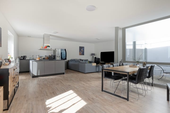 Photo 2 of Floreffestraat 11-H