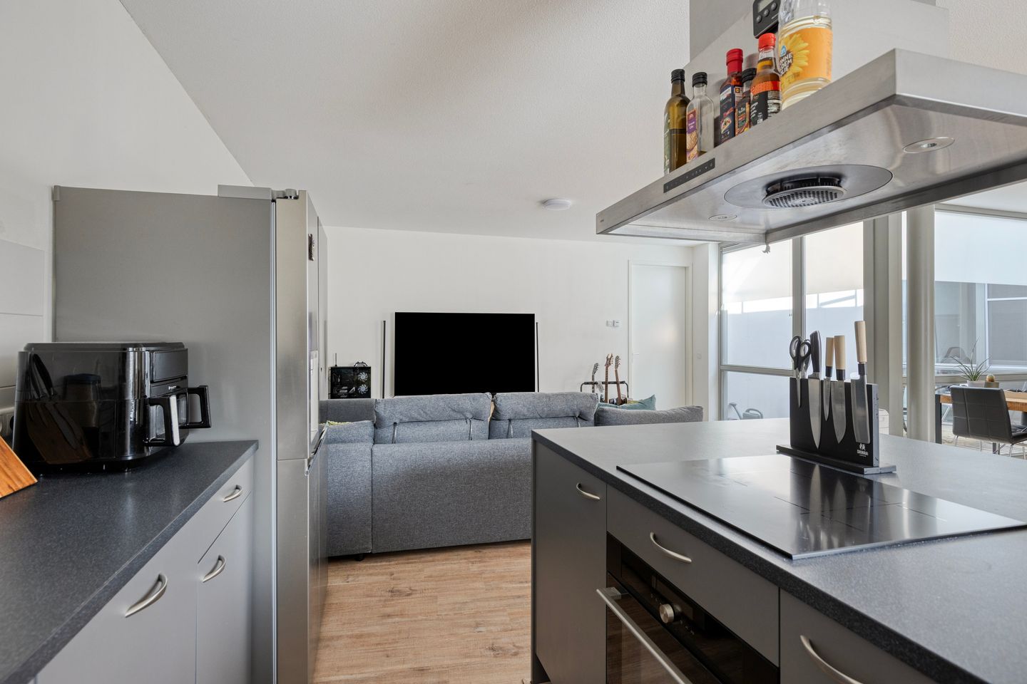 Photo 14 of Floreffestraat 11-H