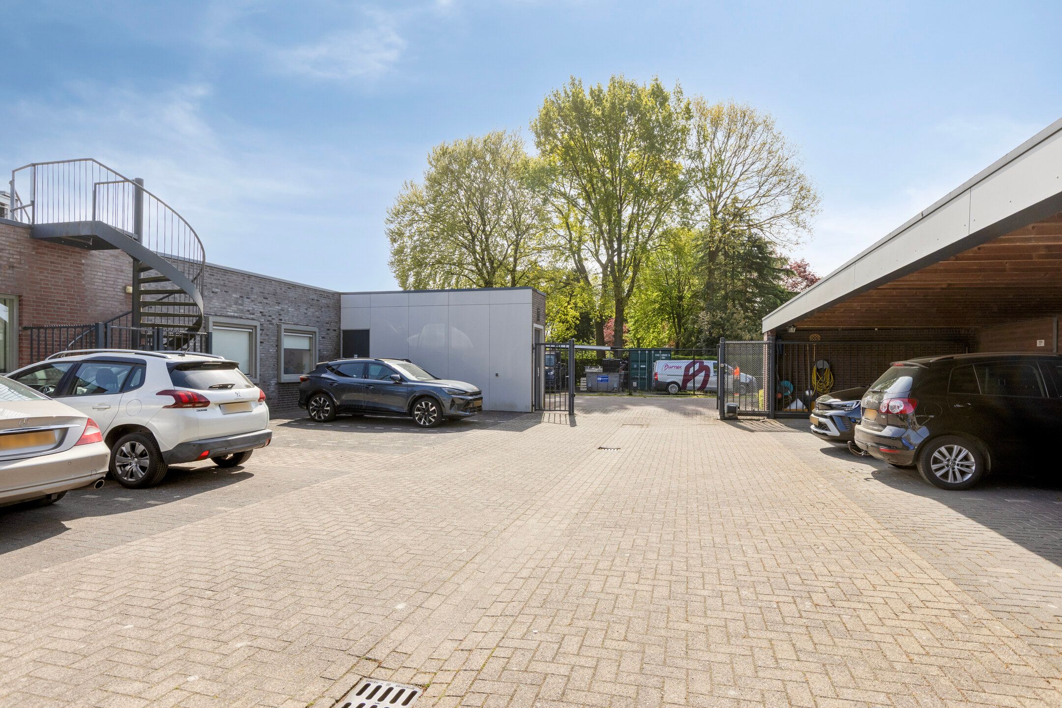 Photo 30 of Floreffestraat 11-H