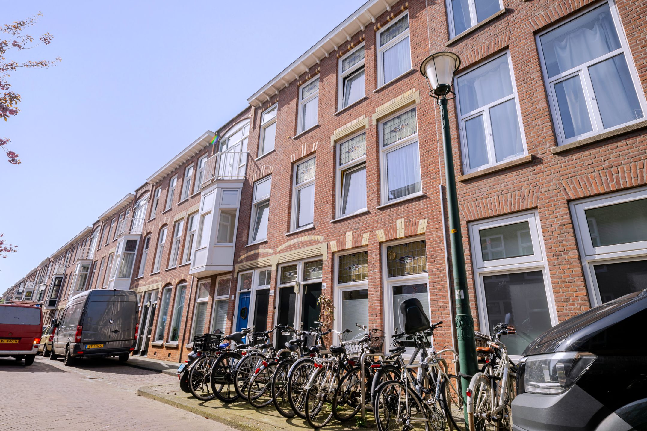 Photo 9 of Hendrik van Deventerstraat 158