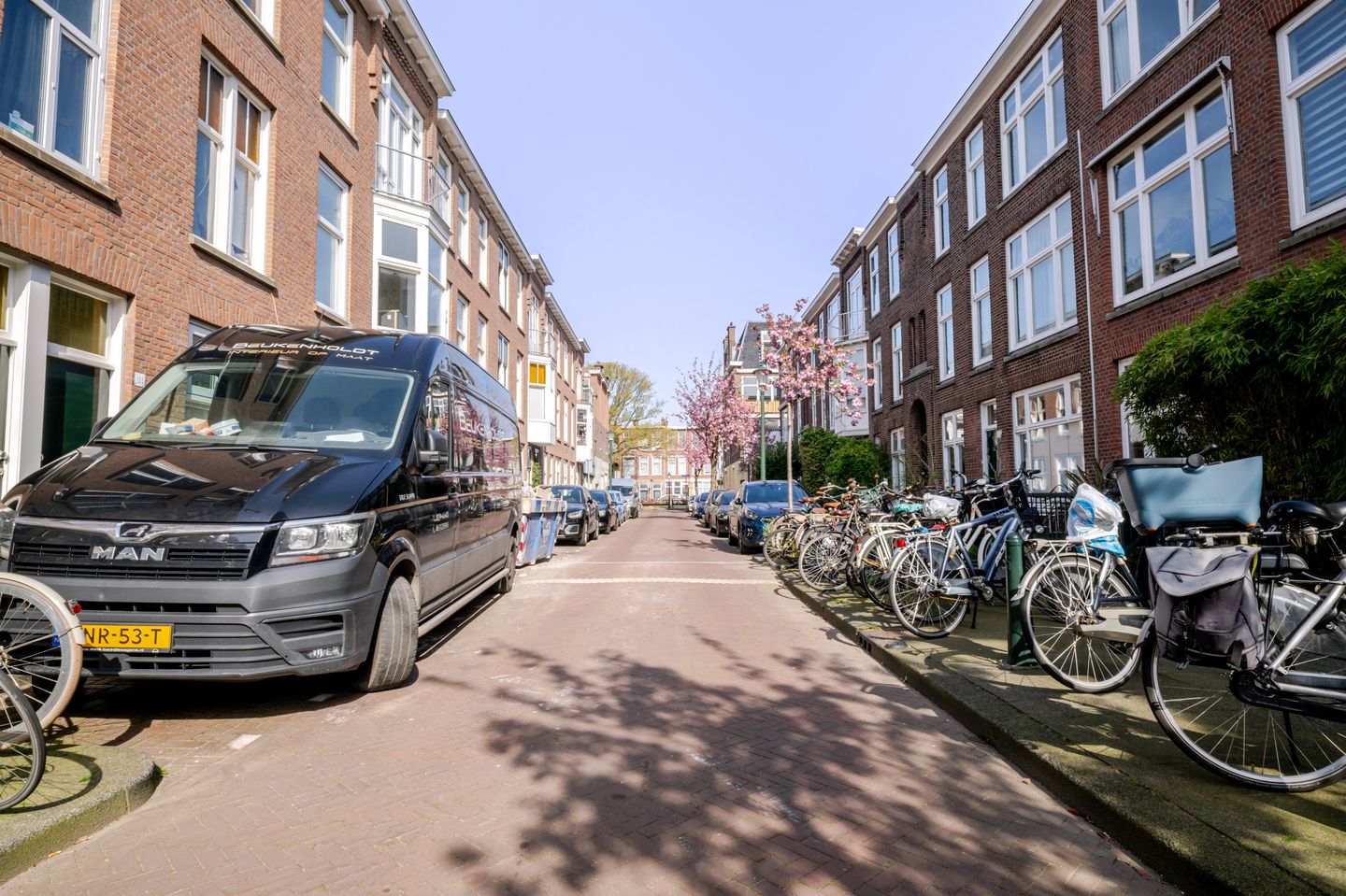 Photo 5 of Hendrik van Deventerstraat 158