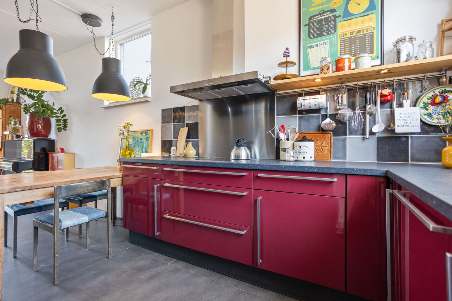 Foto 19 van Amorstraat 9