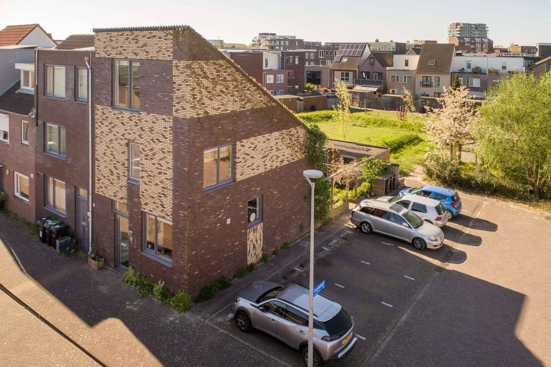 Foto 53 van Amorstraat 9