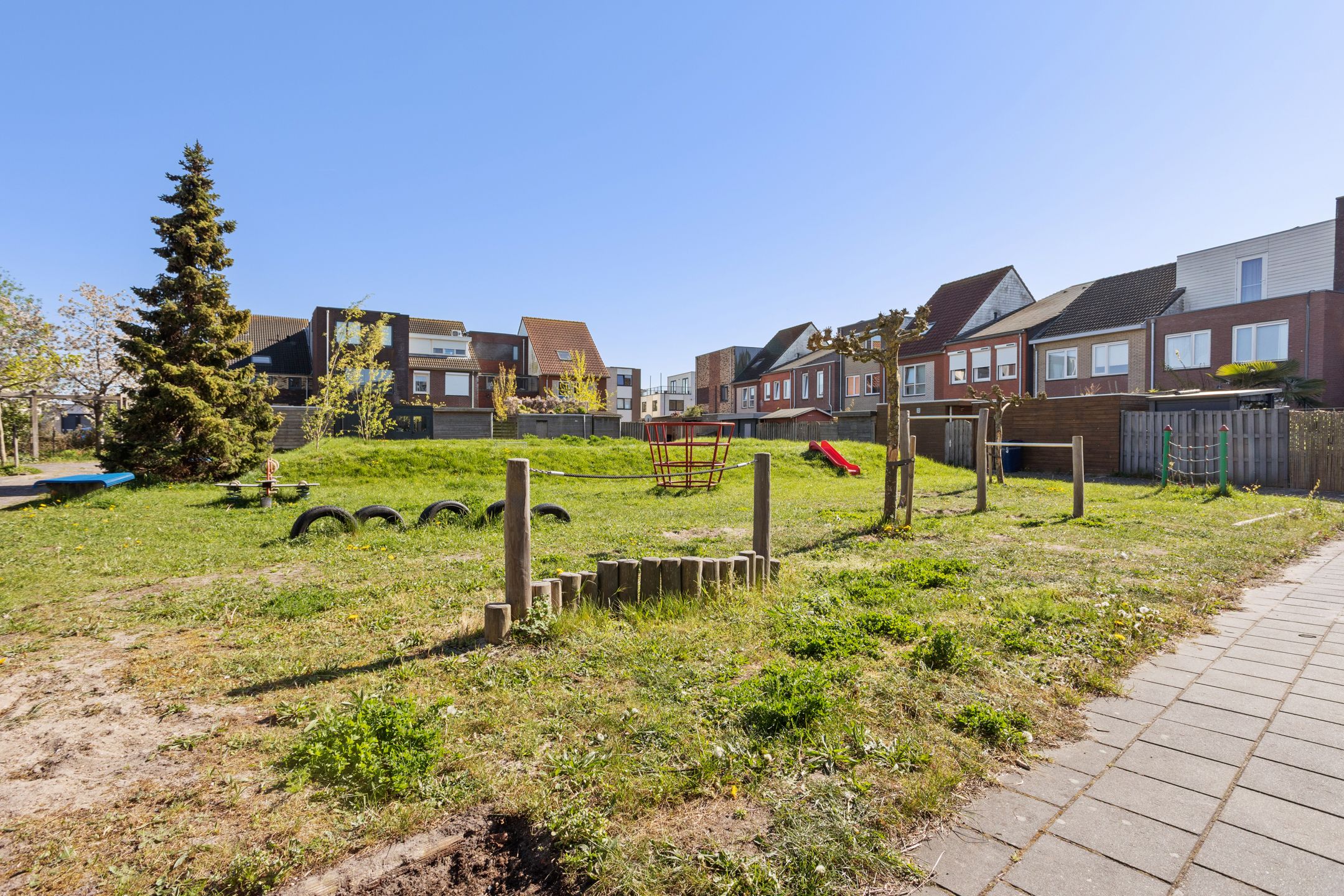 Foto 51 van Amorstraat 9