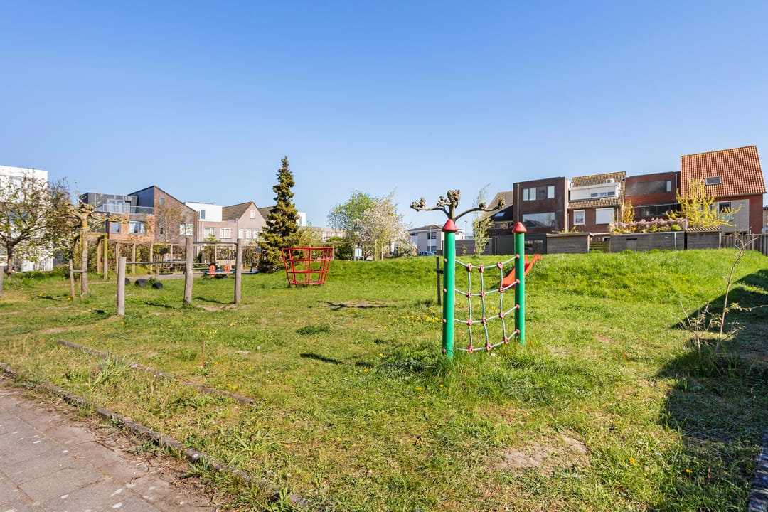 Foto 52 van Amorstraat 9