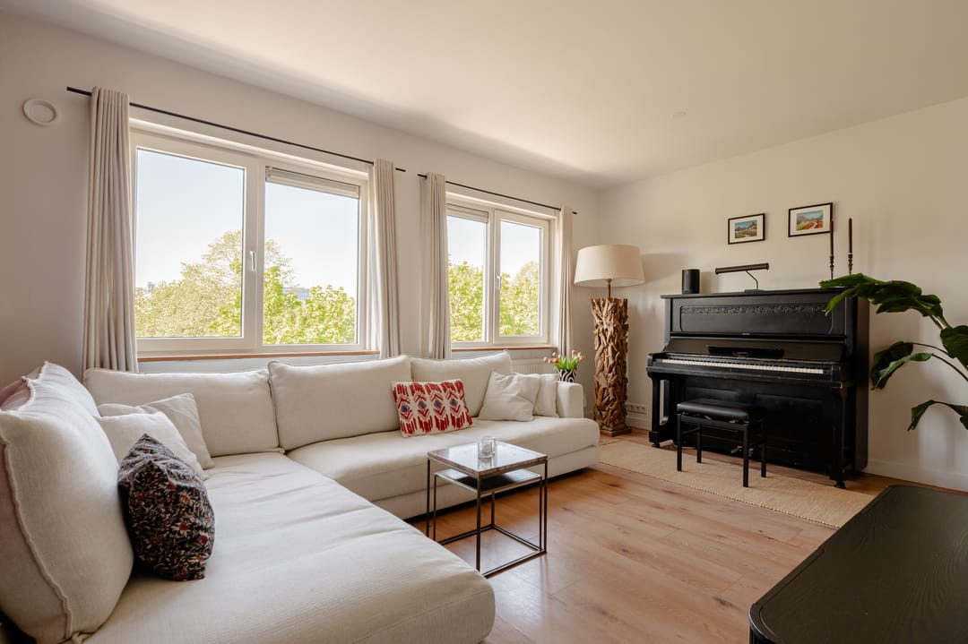 Renovated Top-Floor Apartment with Panoramic Rooftop Terrace in Watergraafsmeer — 7