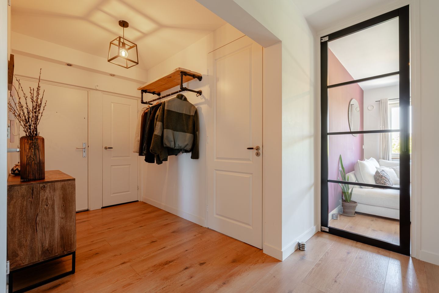 Renovated Top-Floor Apartment with Panoramic Rooftop Terrace in Watergraafsmeer — 20