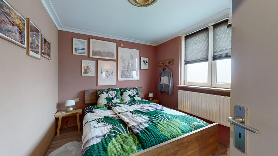 Well-Maintained Semi-Detached House with Swimming Pool in Quiet Residential Area Near Nature — 11