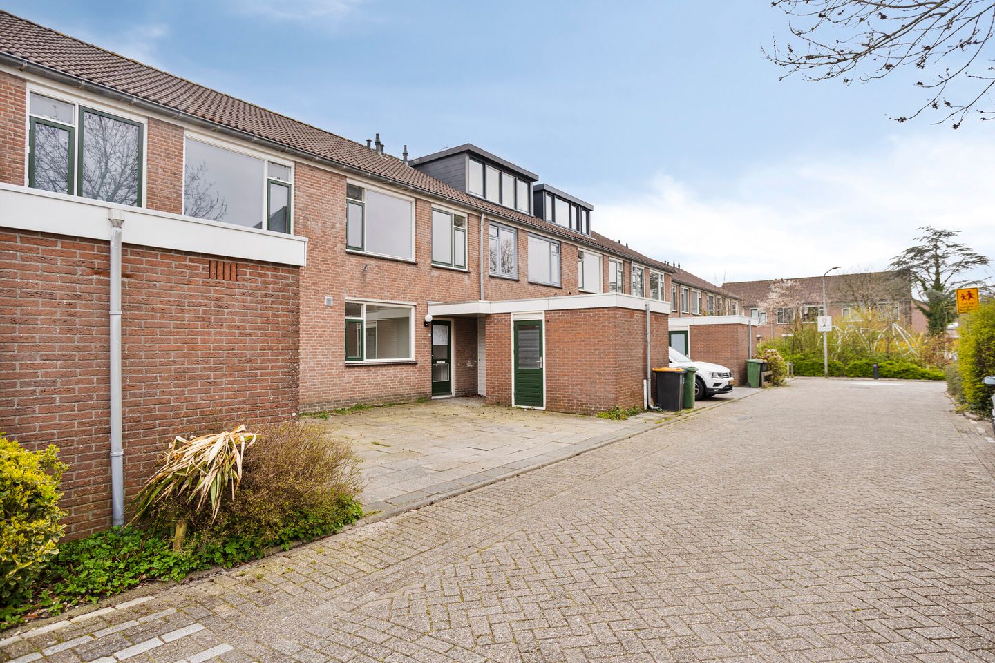 Photo 34 of Zwanebloemstraat 23