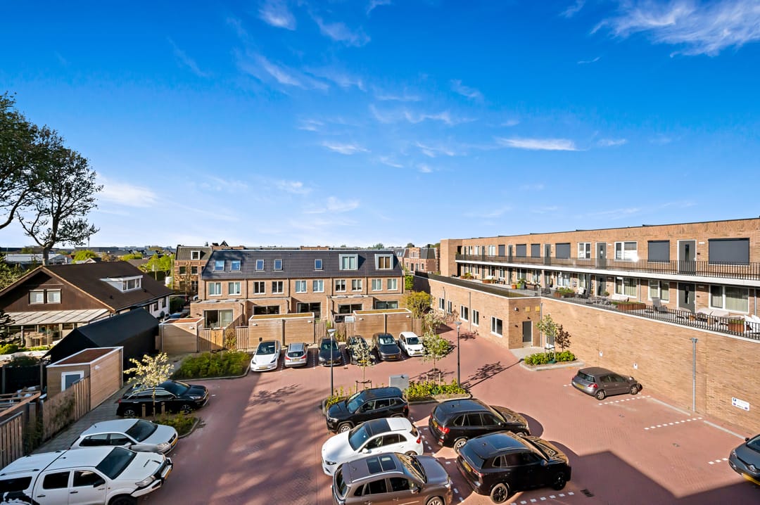 Foto 28 van Thomas Mannsingel 18-A