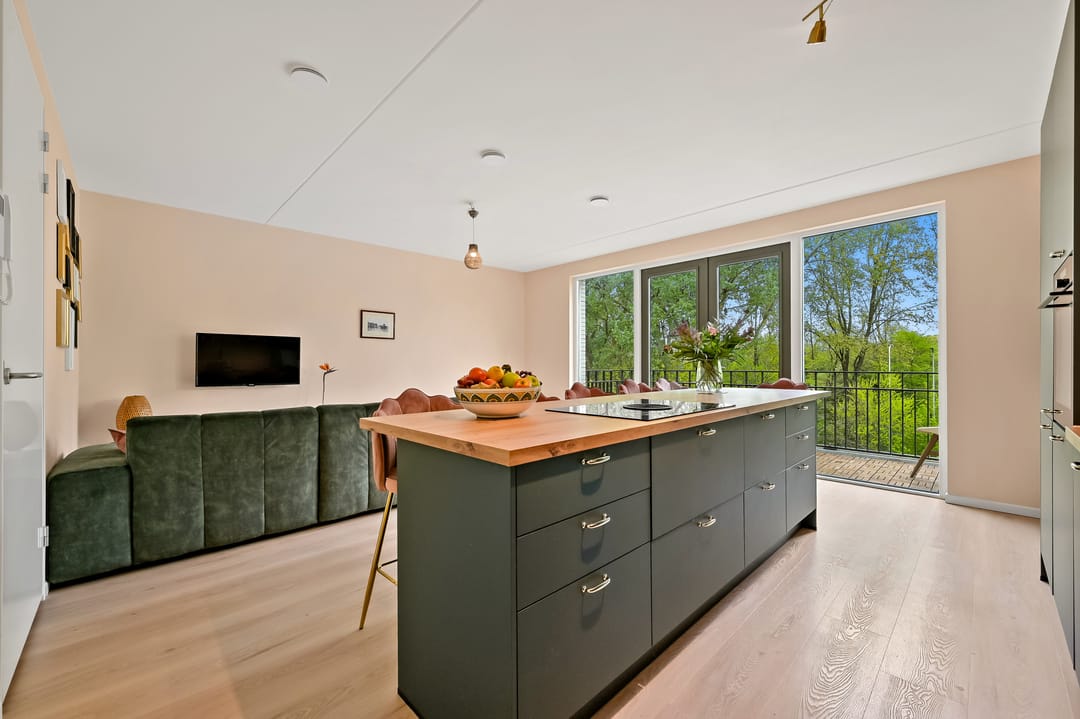 Foto 16 van Thomas Mannsingel 18-A