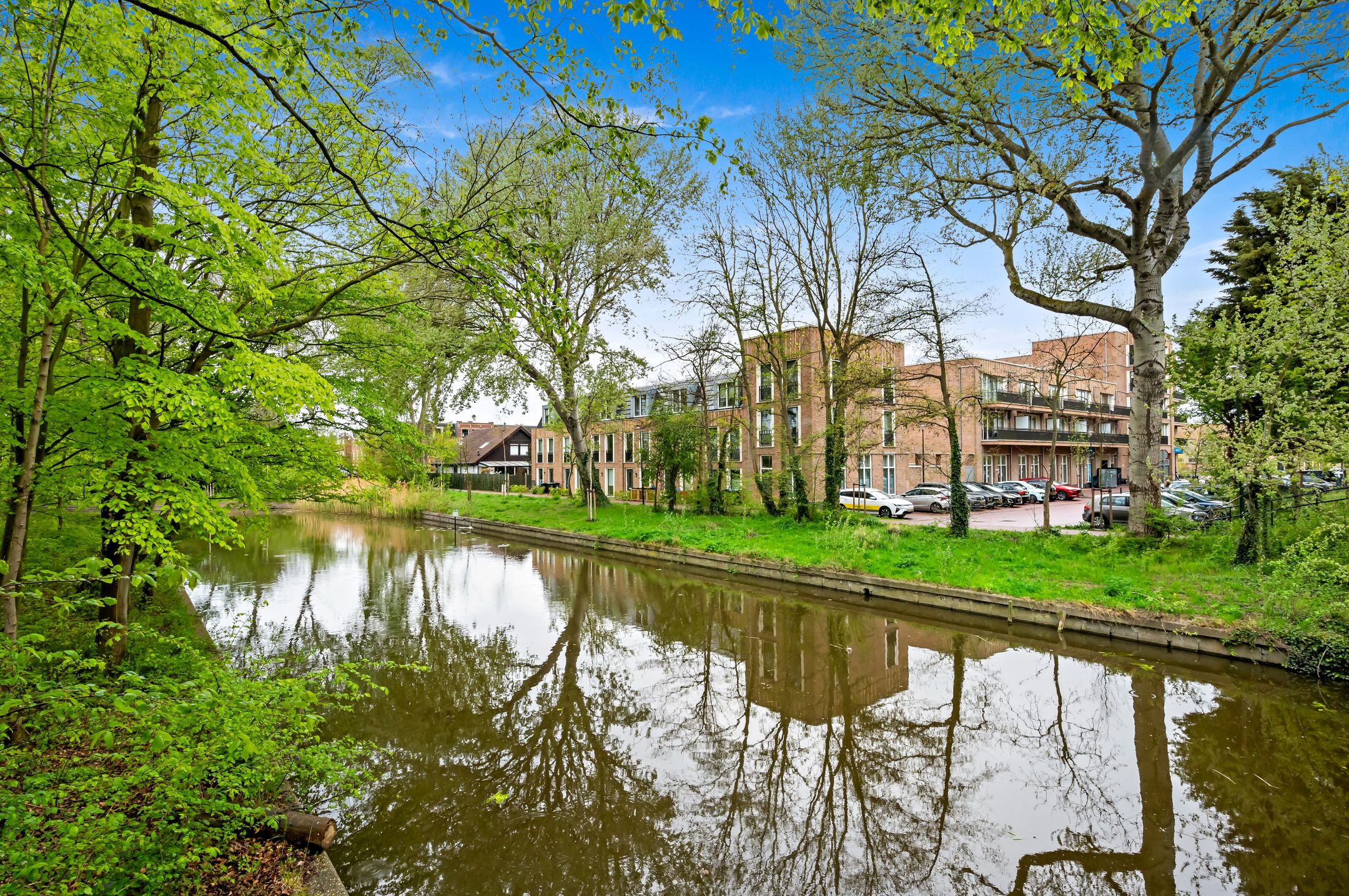 Foto 30 van Thomas Mannsingel 18-A