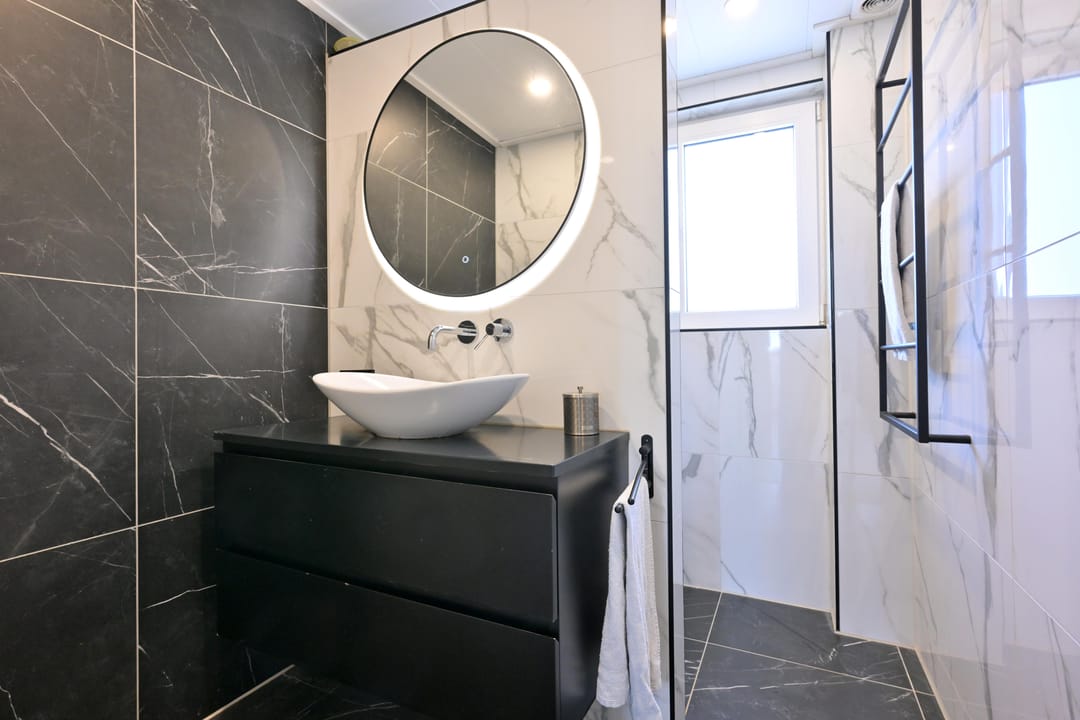 Spacious terraced home with 4 bedrooms and solar panels in Warnsveld — 26