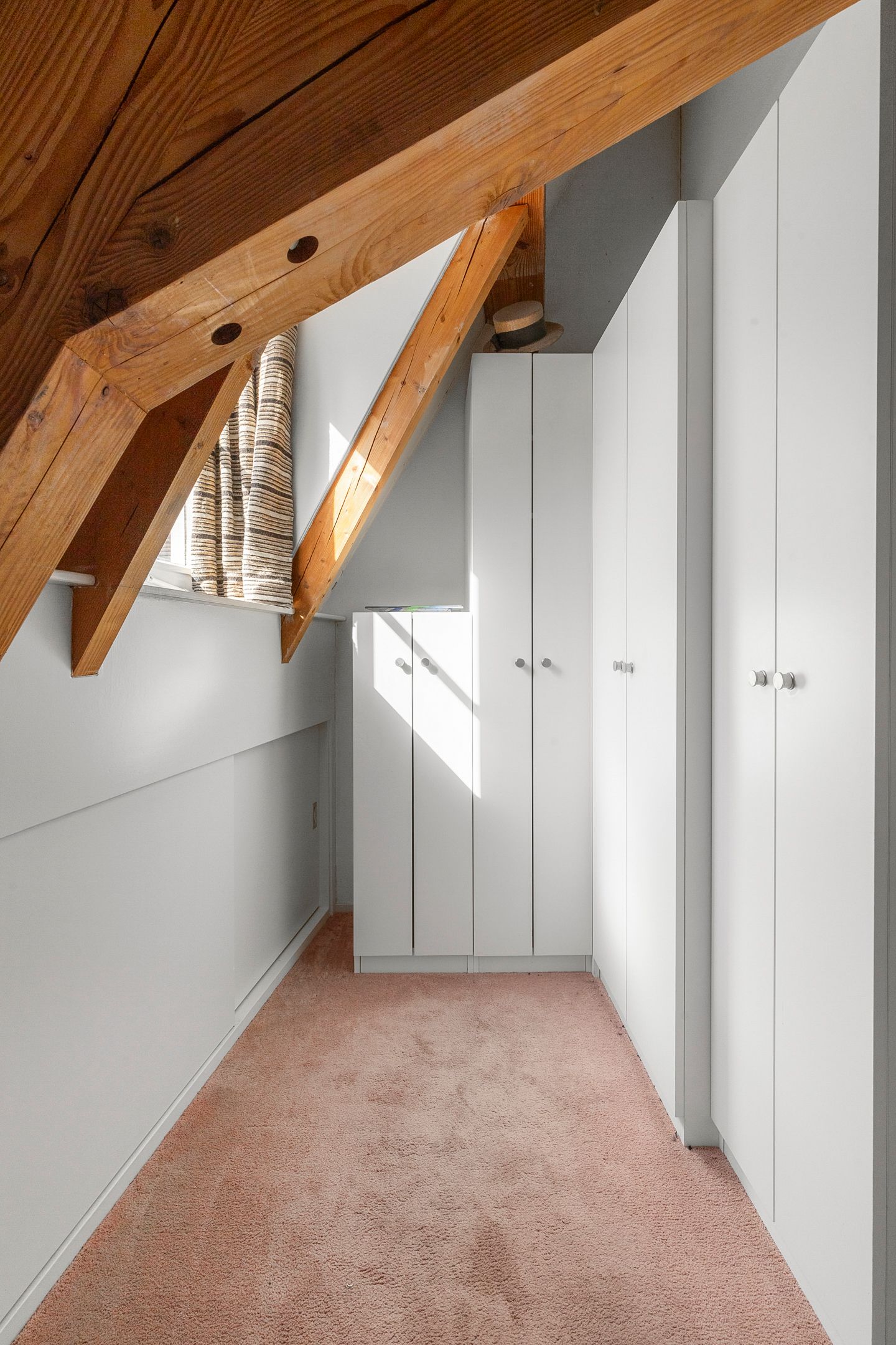 Foto 29 van Vierwindenstraat 273