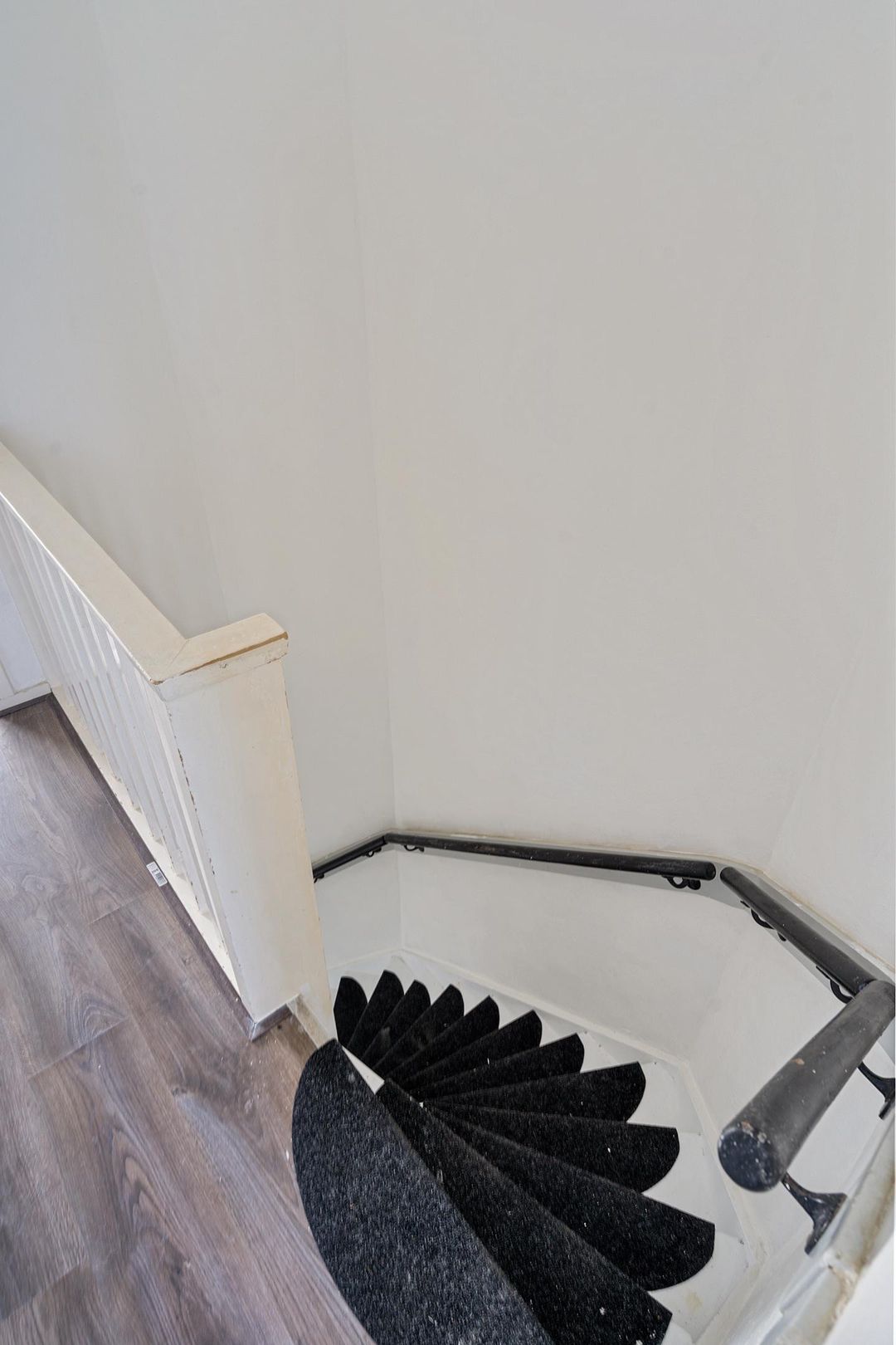 Foto 11 van Leeghwaterstraat 65