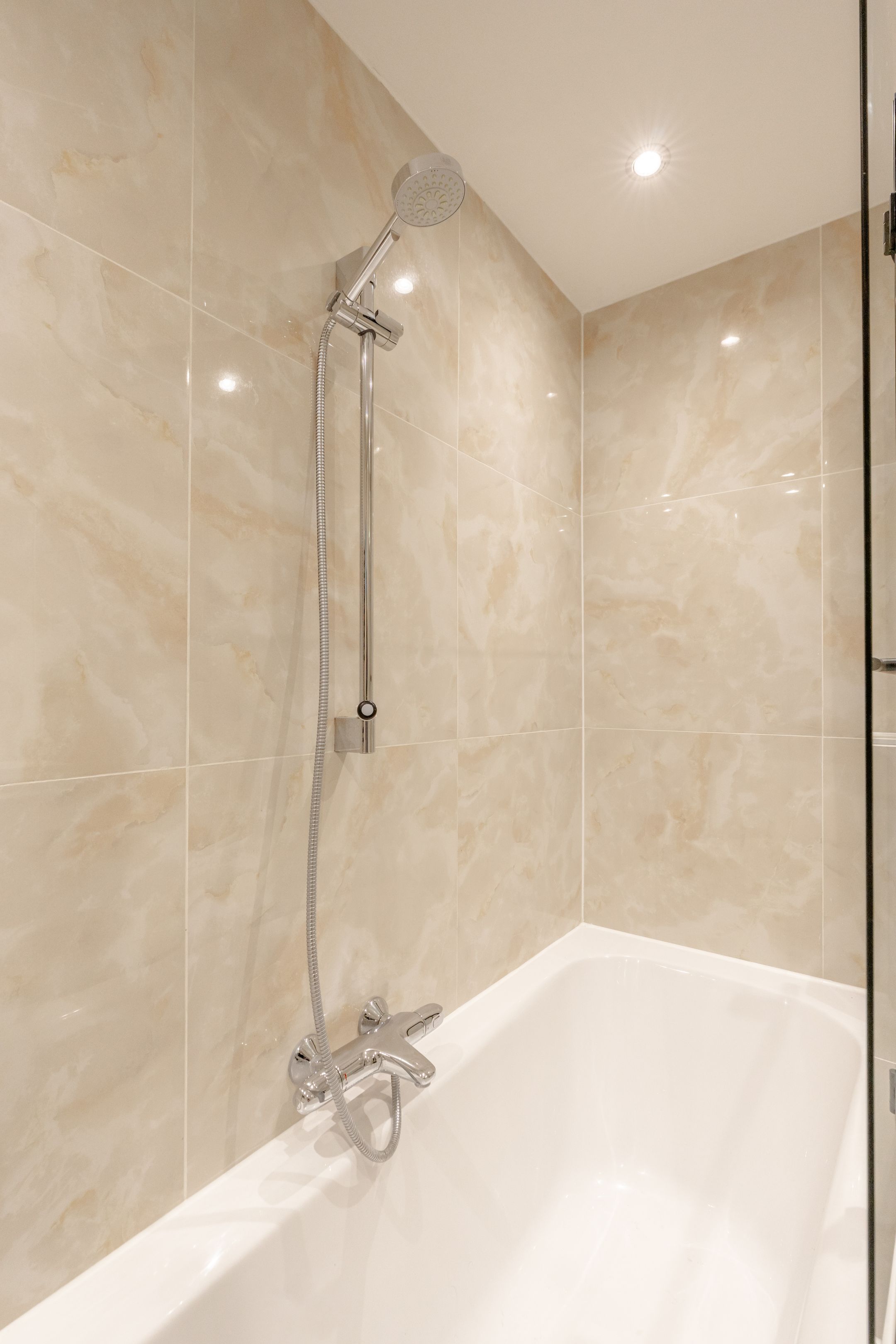 Photo 21 of Haarlemmer Houttuinen 45-K