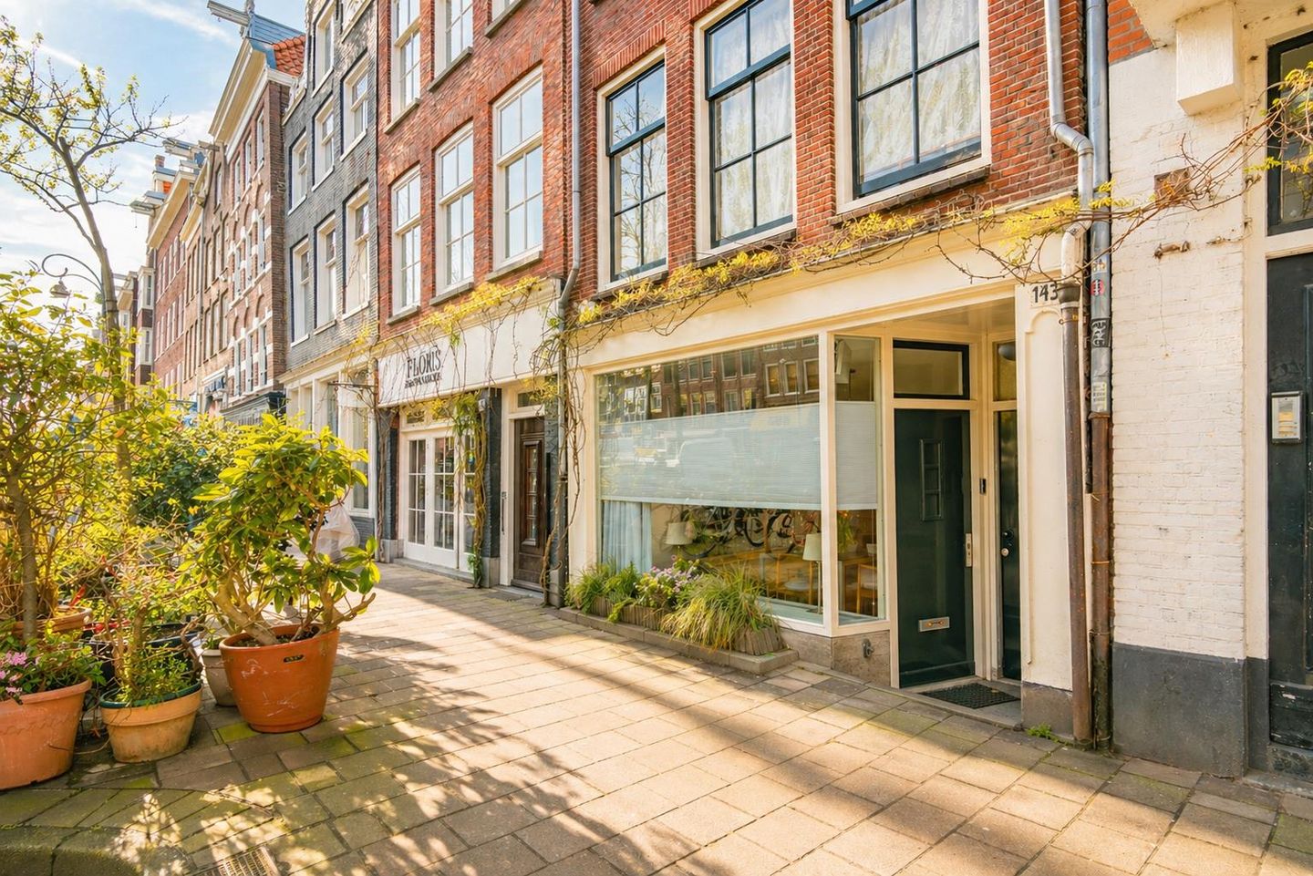 Photo 20 of Westerstraat 143-H