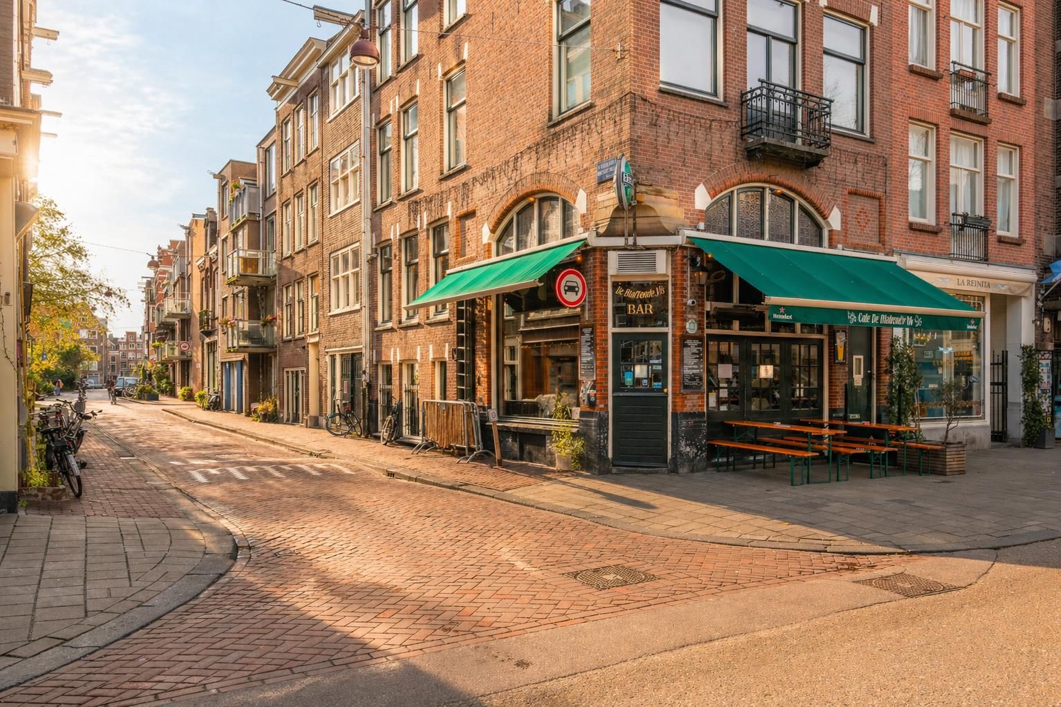 Photo 21 of Westerstraat 143-H