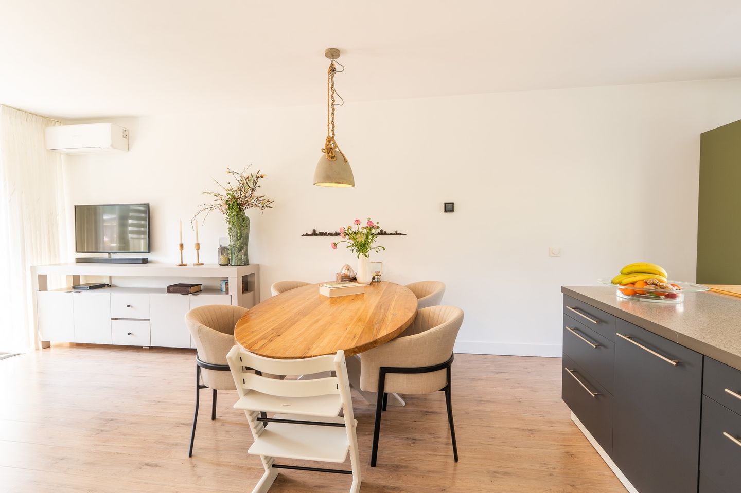 Foto 14 van Tapijtschelp 15