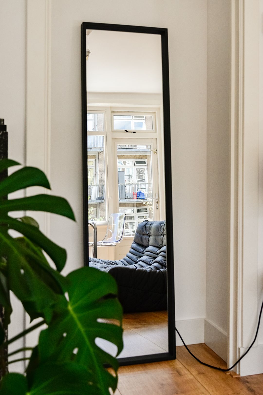 Renovated 3-Bedroom Apartment with Two Balconies in Amsterdam West — 8