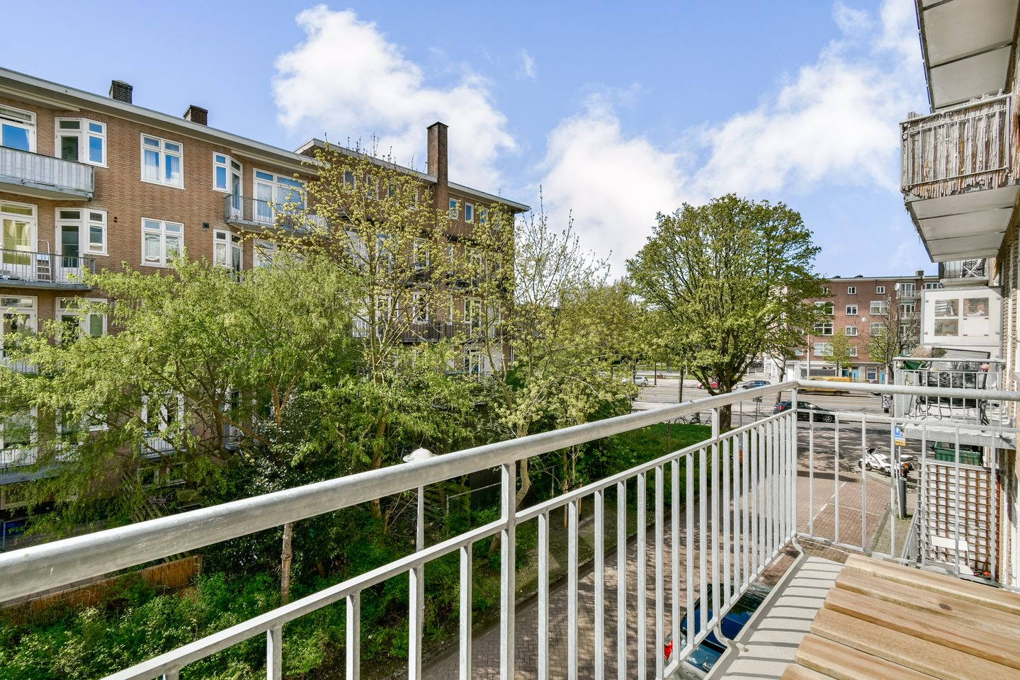 Renovated 3-Bedroom Apartment with Two Balconies in Amsterdam West — 14