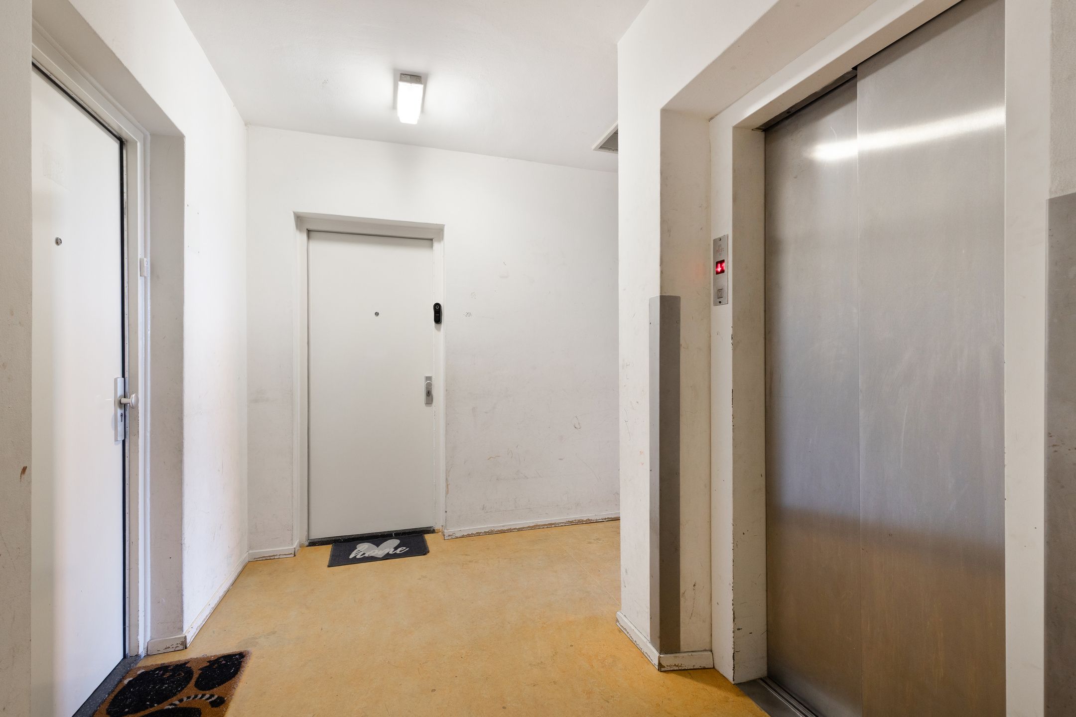 Photo 9 of Thijssestraat 205
