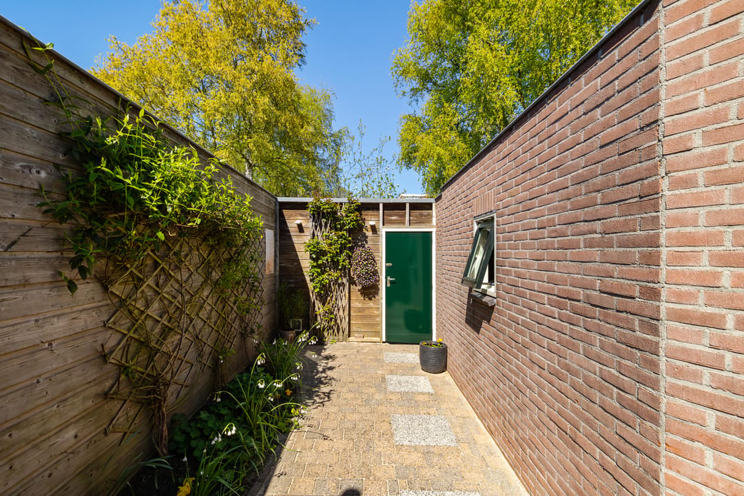 Photo 32 of Damsterdiep 274