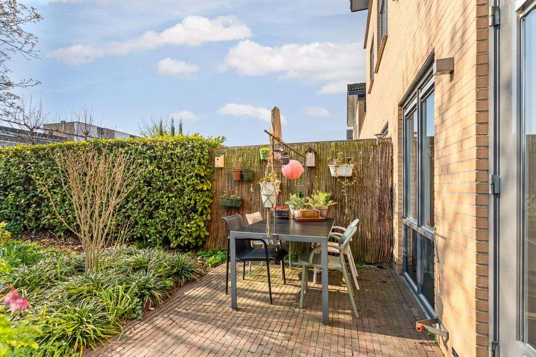 Photo 31 of Jane Addamsstraat 13