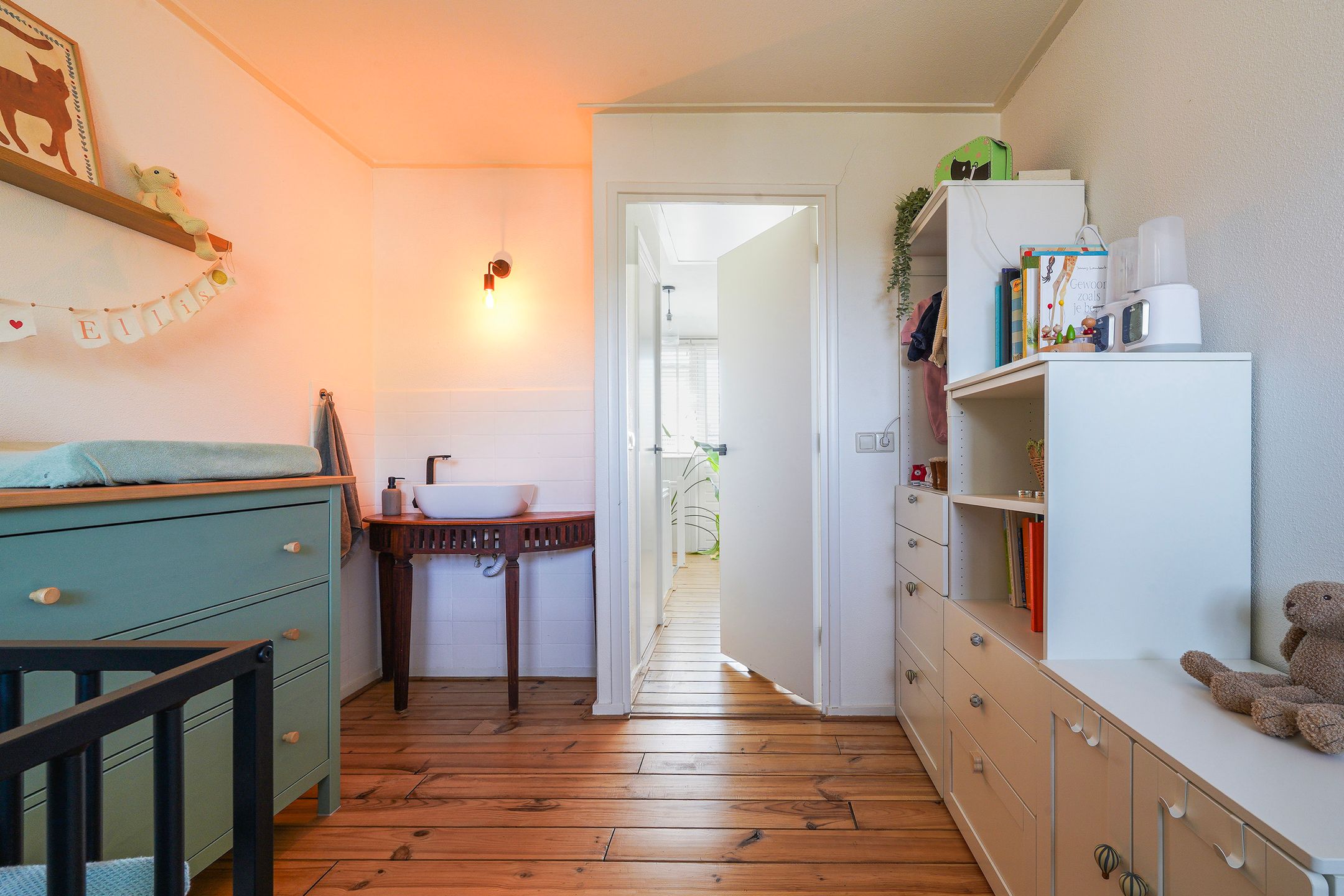 Photo 36 of Breukelsestraat 19
