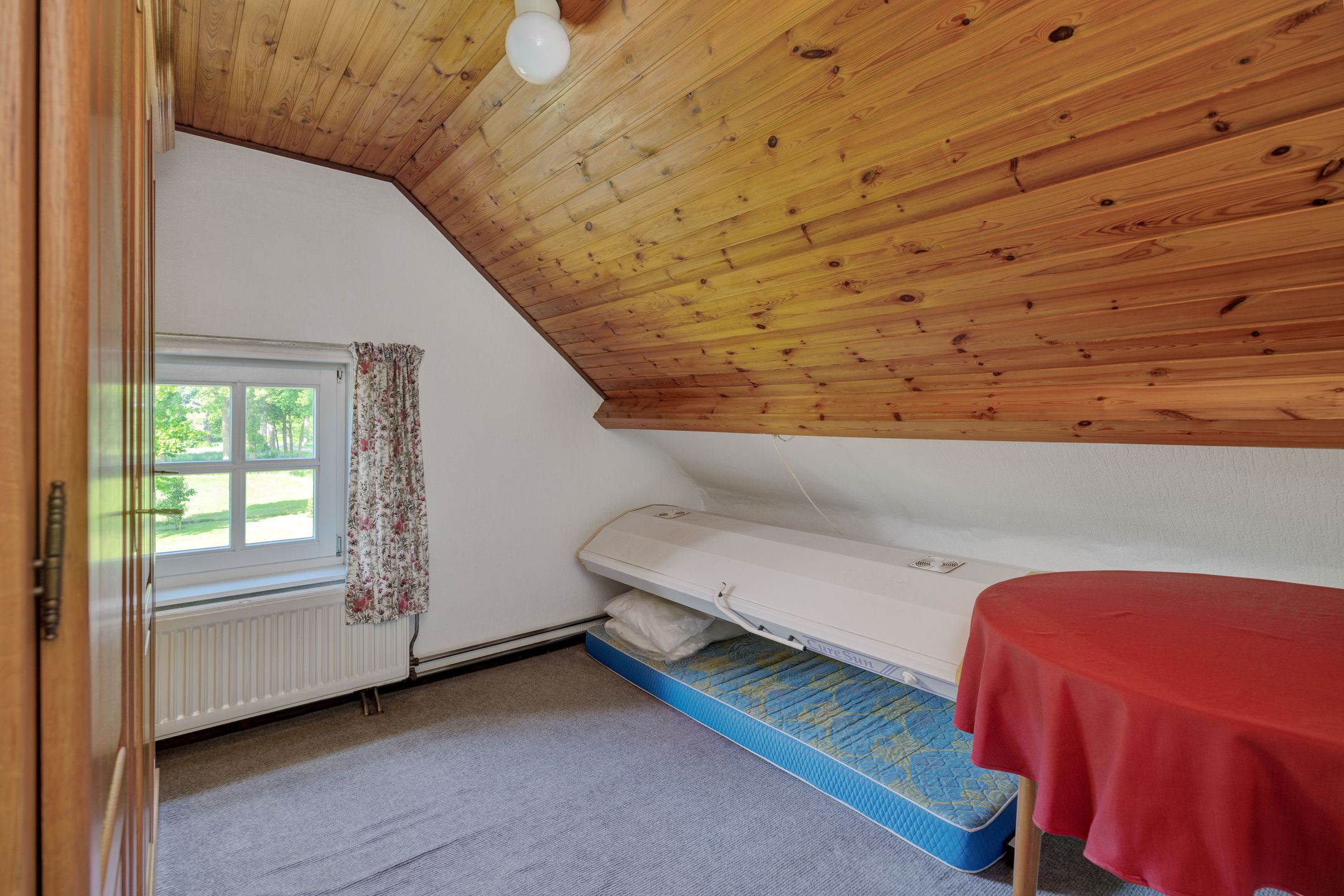 Spacious semi-detached farmhouse with large hobby space in peaceful Helenaveen — 24