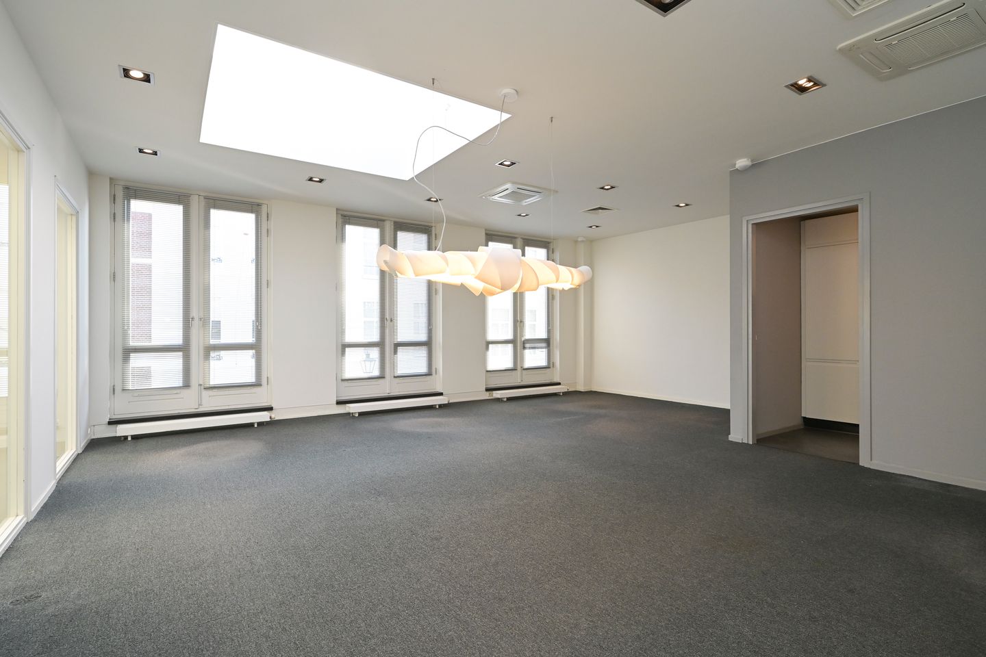 Photo 20 of Nieuwe Schoolstraat 52